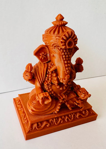 Lord Ganesha idol, Available in multiple sizes and colors