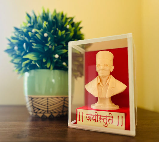 Veer Savarkar Glass-Encased 3D Printed Statue